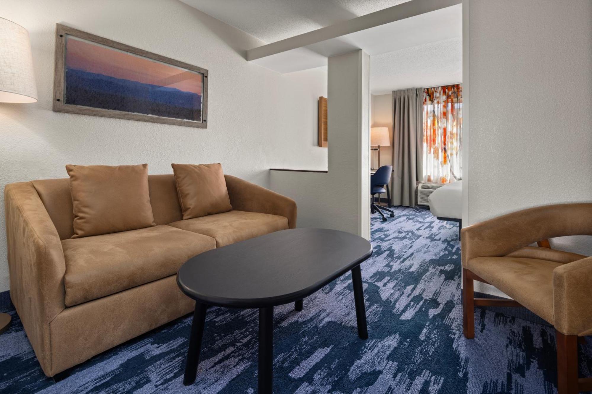 Fairfield Inn & Suites By Marriott Columbus East Рейнълдсбърг Екстериор снимка