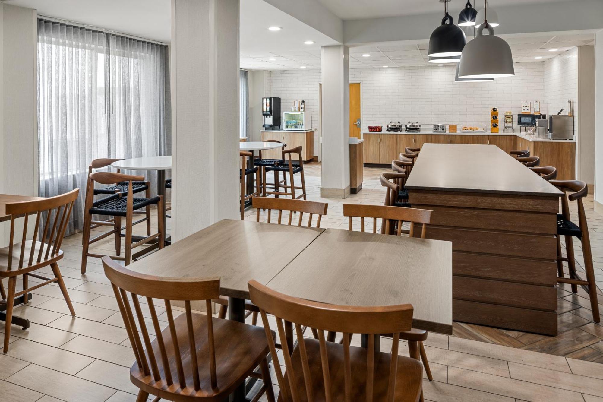 Fairfield Inn & Suites By Marriott Columbus East Рейнълдсбърг Екстериор снимка