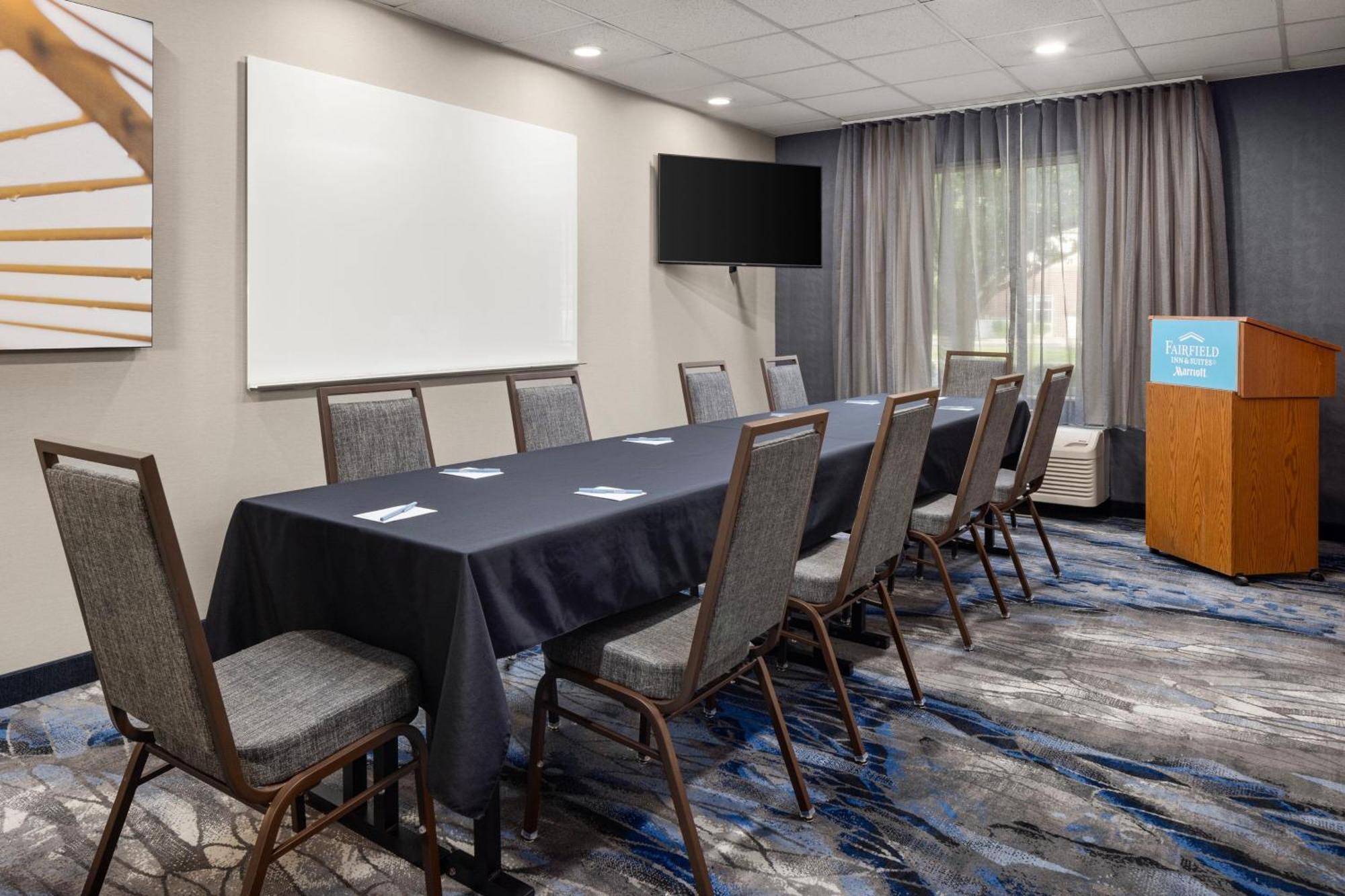 Fairfield Inn & Suites By Marriott Columbus East Рейнълдсбърг Екстериор снимка