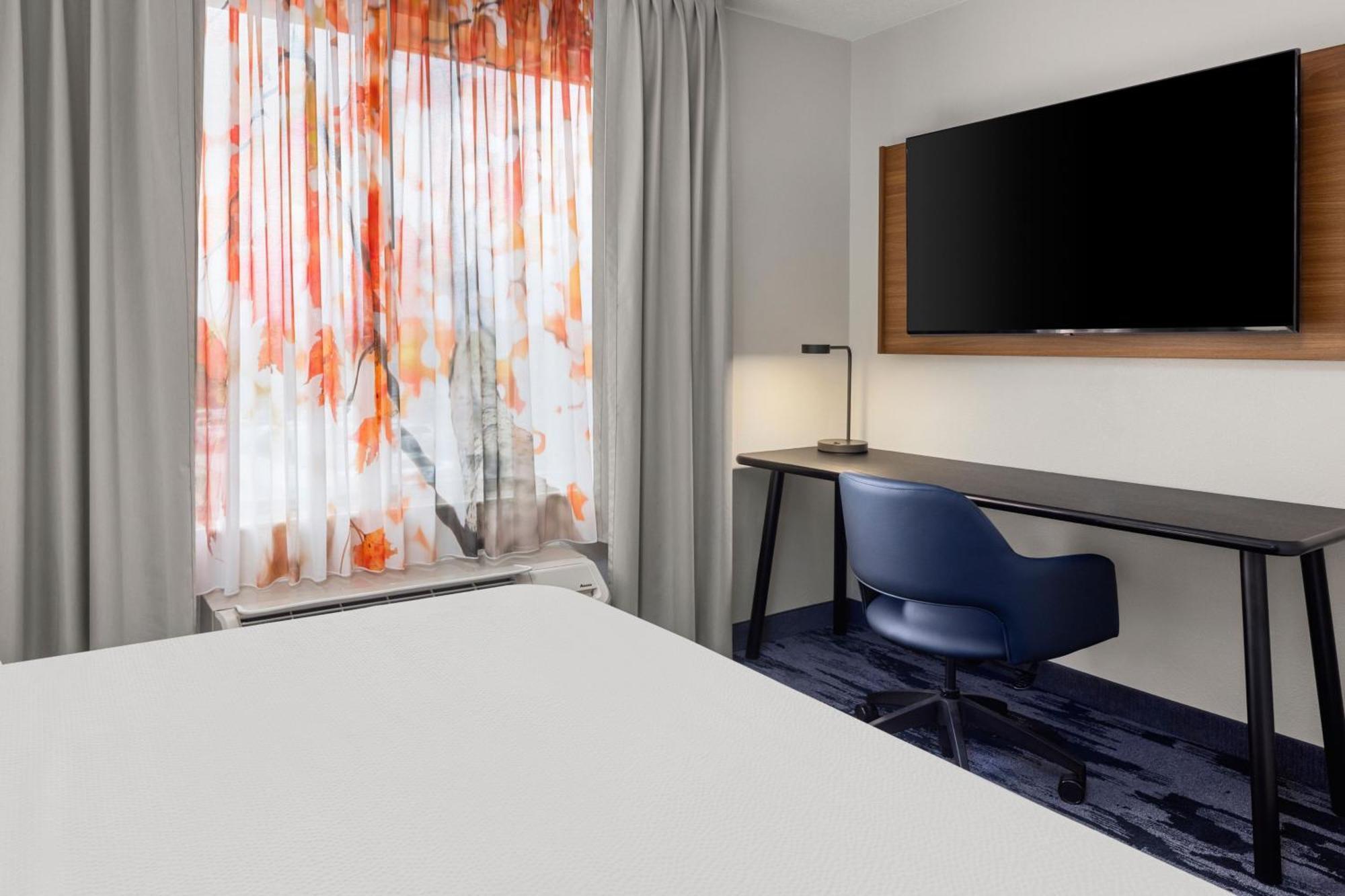 Fairfield Inn & Suites By Marriott Columbus East Рейнълдсбърг Екстериор снимка