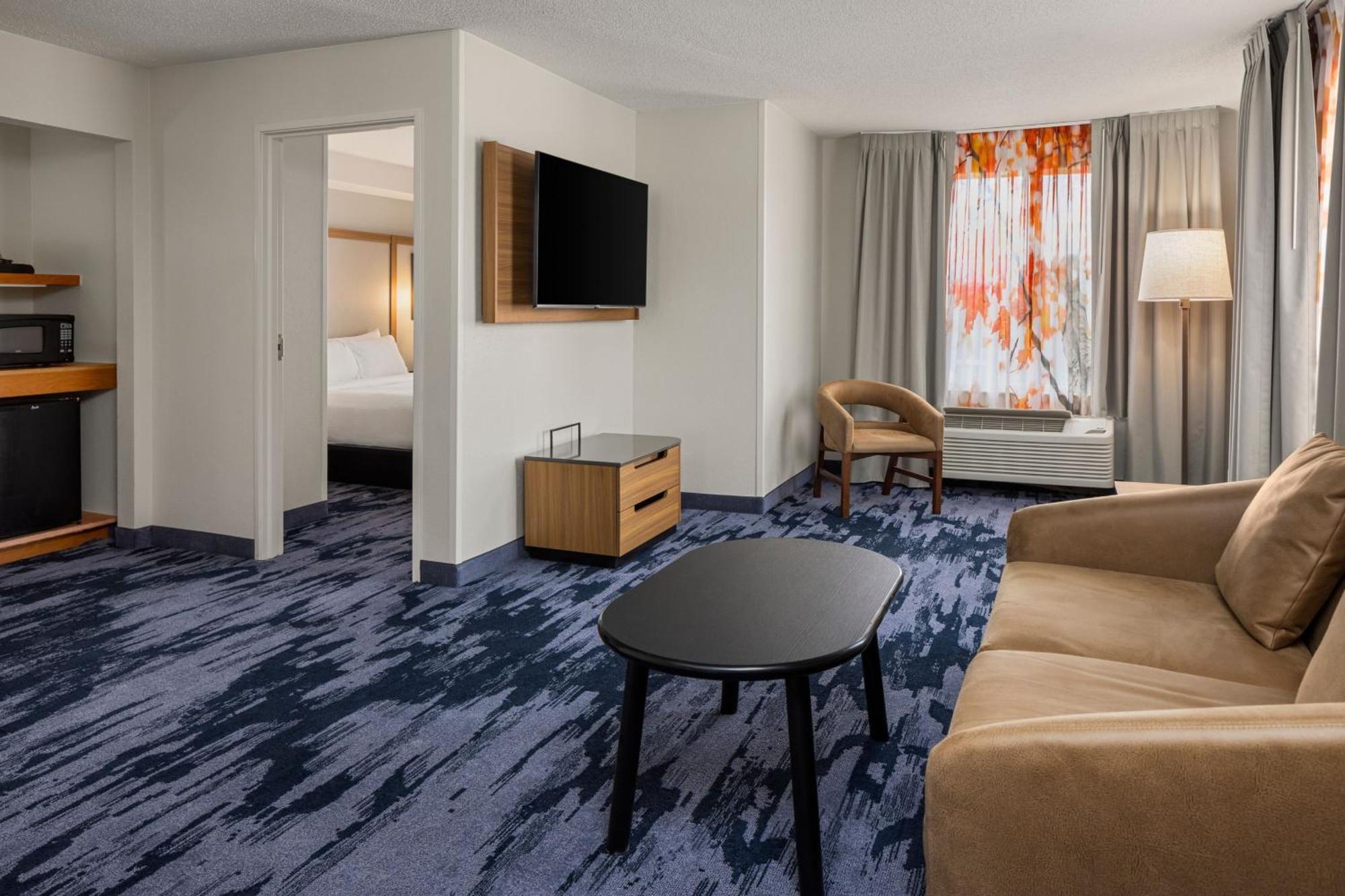 Fairfield Inn & Suites By Marriott Columbus East Рейнълдсбърг Екстериор снимка